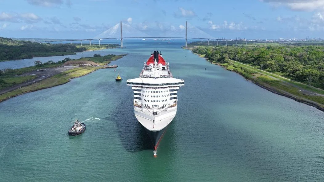 Queen Mary 2 makes historic transit through the Panama Canal