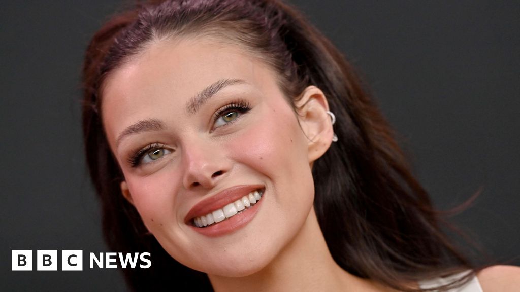 Who is Brooklyn Beckham's wife?