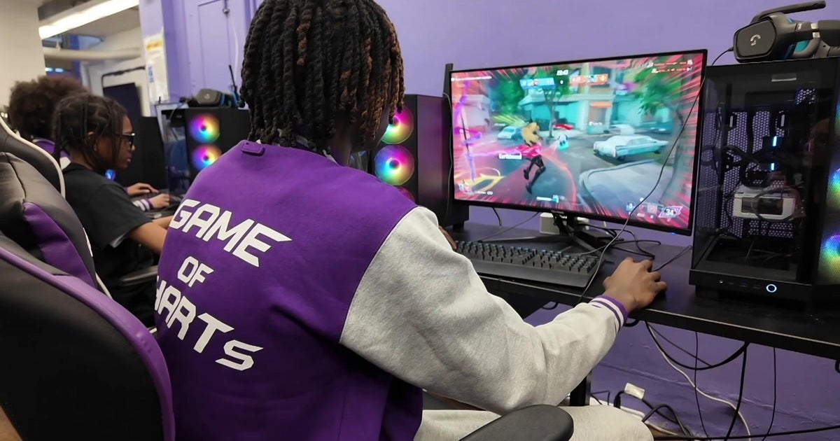 Queens school's student athletes rule competitive video gaming