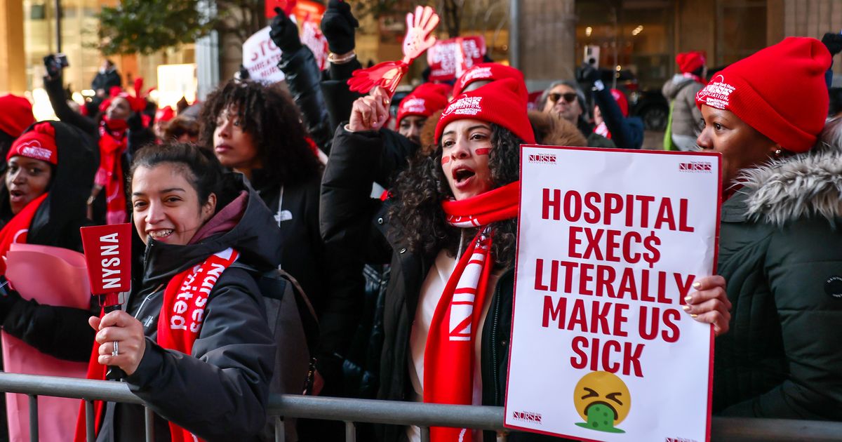 Inside New York City’s Hospitals, 3 Weeks Into Nurses Strike