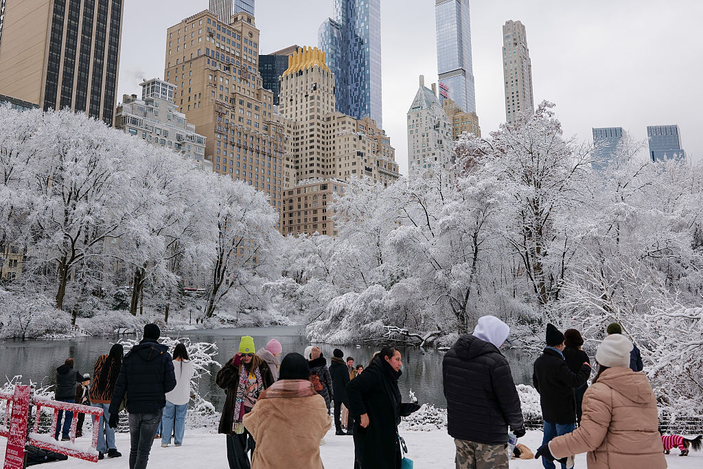 Winter Storm Watch: Will this weekend's storm bring historic snowfall?