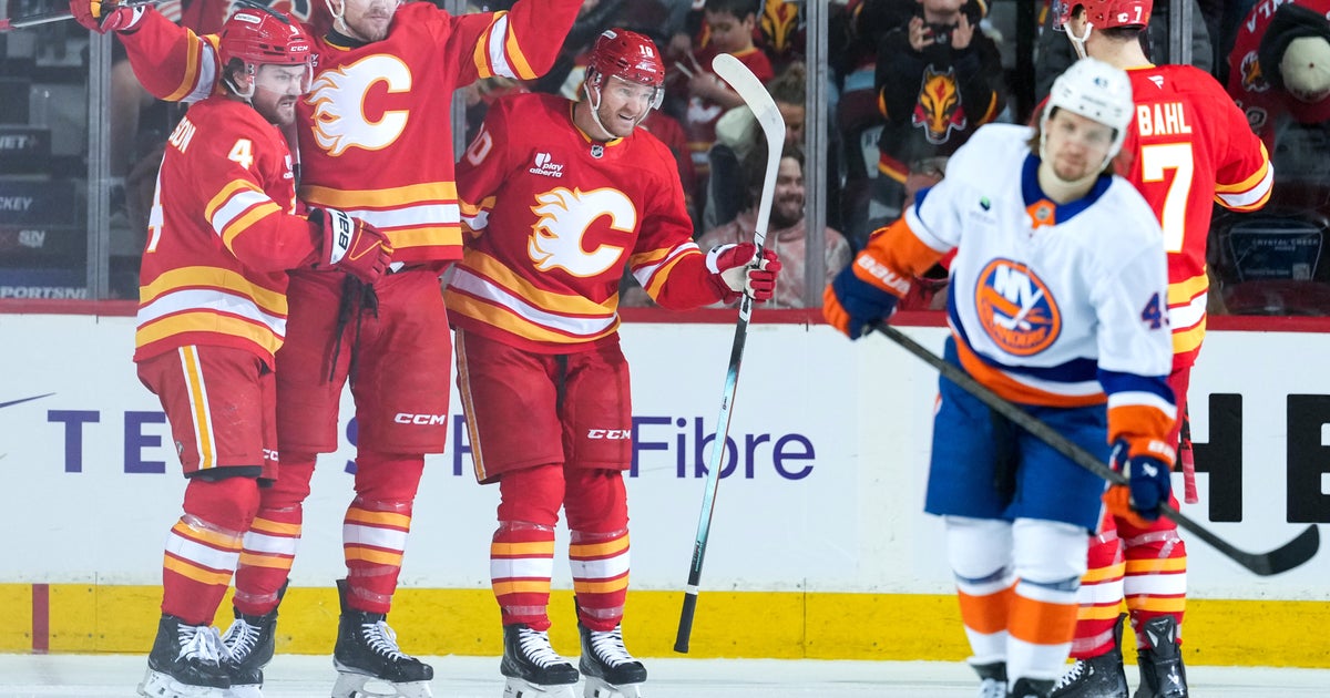 Klapka's goal, assist help power Flames to 4-2 win over Islanders