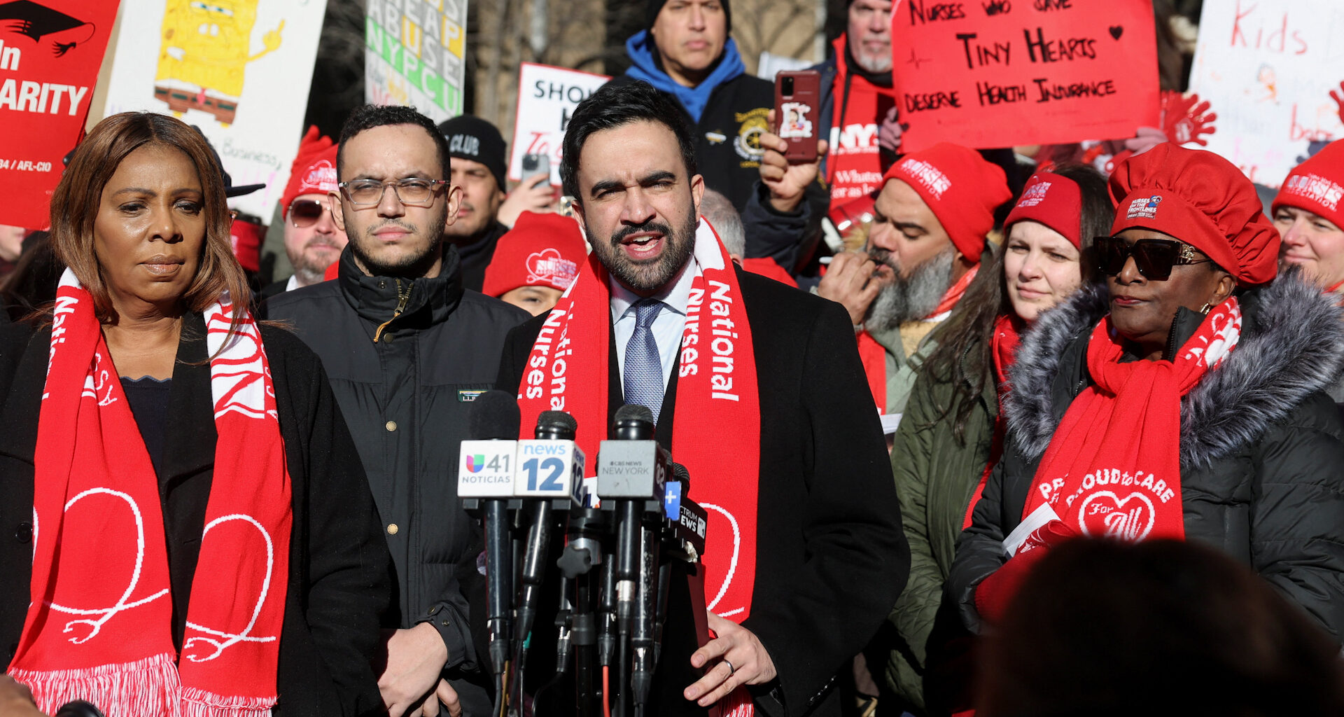 Mamdani backs striking NYC nurses, denounces hospital bosses’ pay | Newsfeed