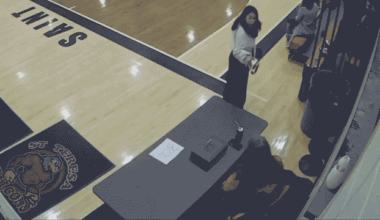 Brawl erupts at basketball game