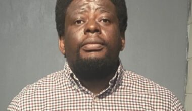 Long Islander accused of impersonating therapist, groping two female patients at Jamaica clinic: NYPD – QNS