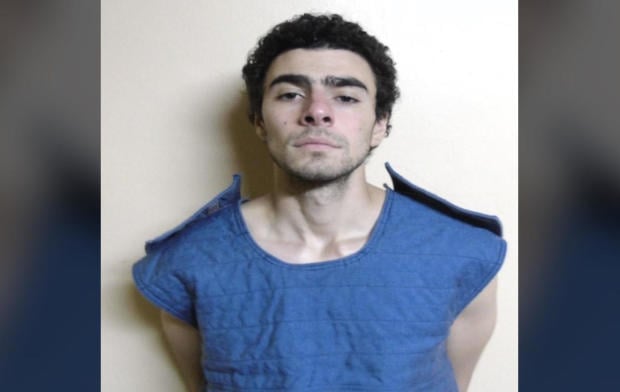 Luigi Mangione's lawyers seek to block death penalty in pivotal NYC federal court hearing