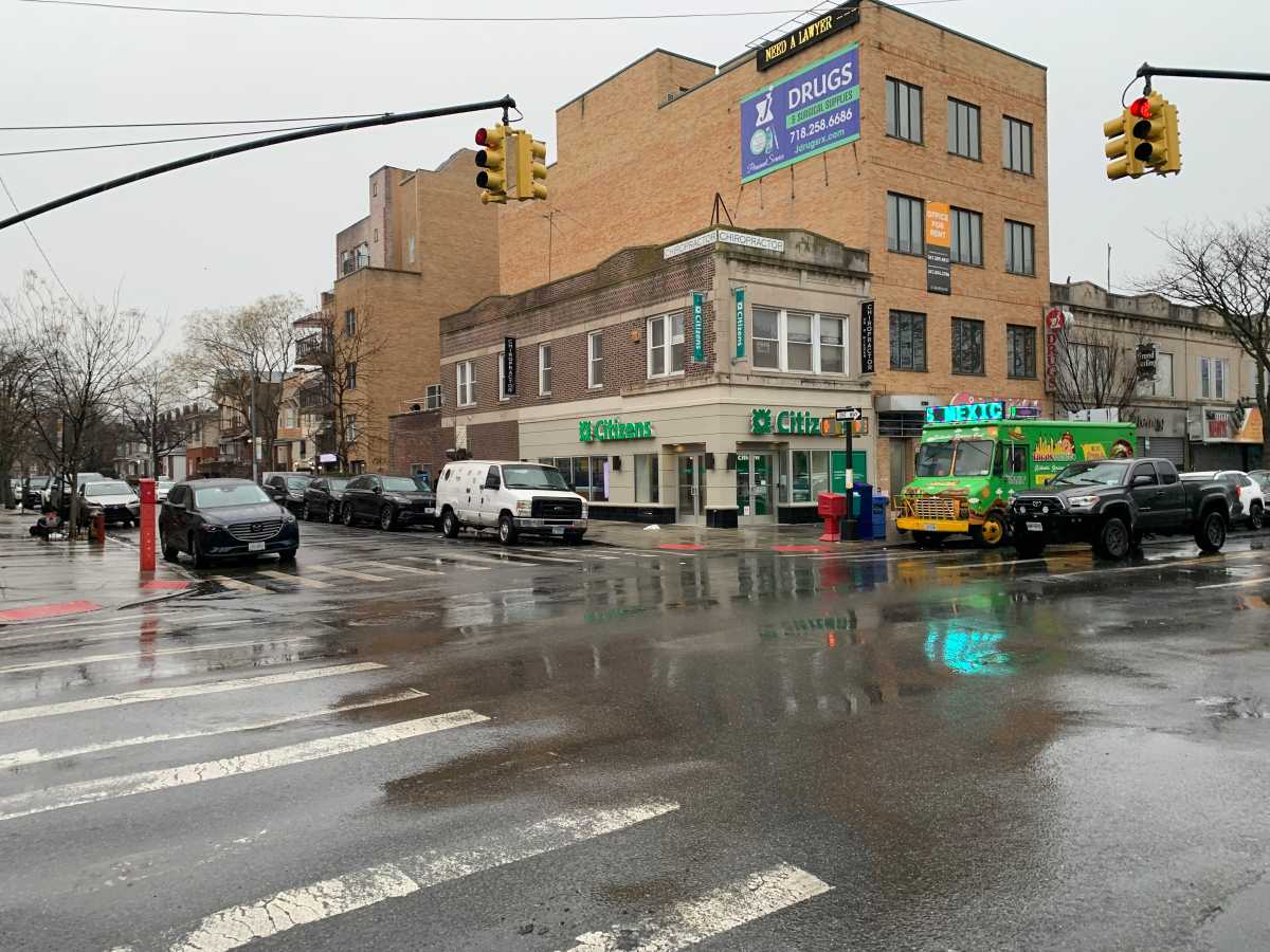 Midwood’s small businesses, street fairs and deep history thrive around light rail’s proposed stop – amNewYork