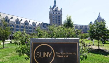 NY Teachers' union sues to block Long Island charter schools