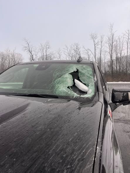 Safety alert: New York State Police remind drivers to clear snow and ice from cars