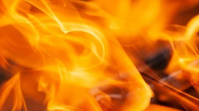 Fire in Flushing, Queens. (UnSplash)