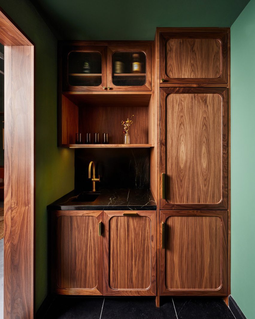 Poke Court by GAMPWorks