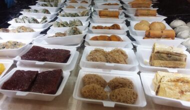 food in polysytrene foam containers