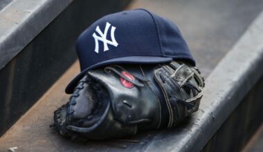 Yankees acquire reliever Angel Chivilli from Rockies