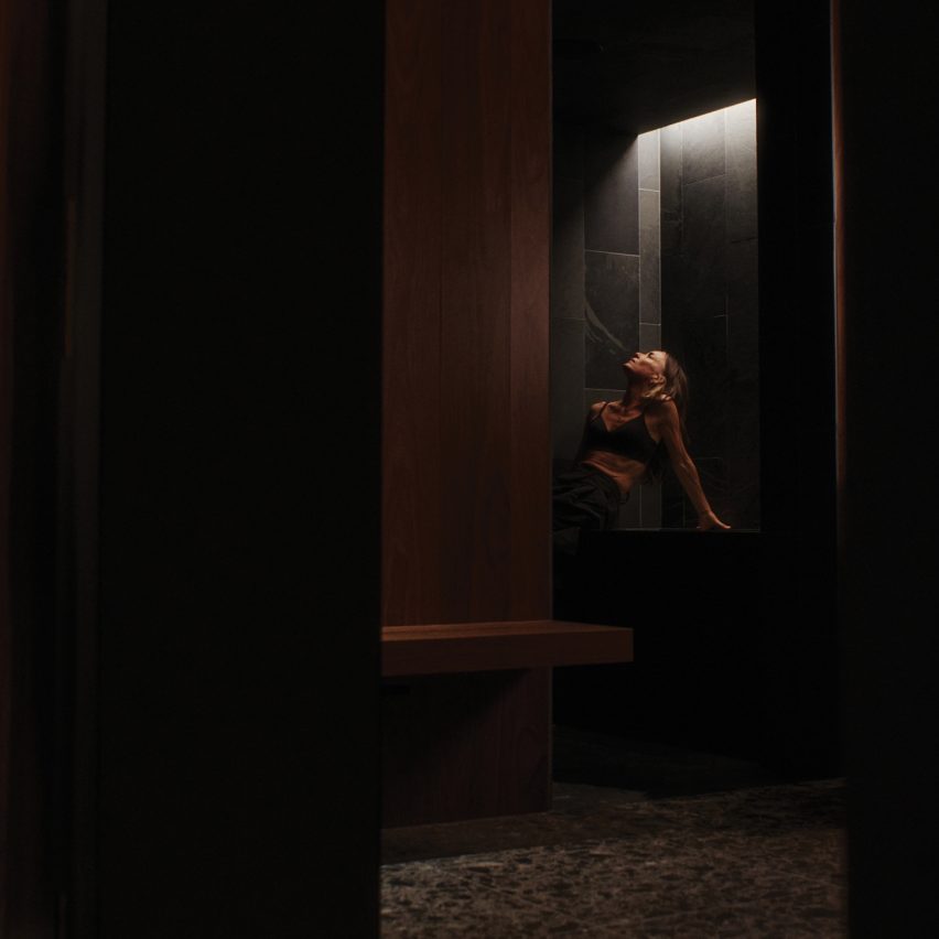 Saint bathhouse by BoND