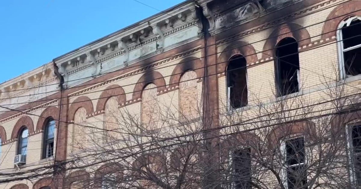 Queens community uplifts neighbors displaced by Ridgewood apartment building fire