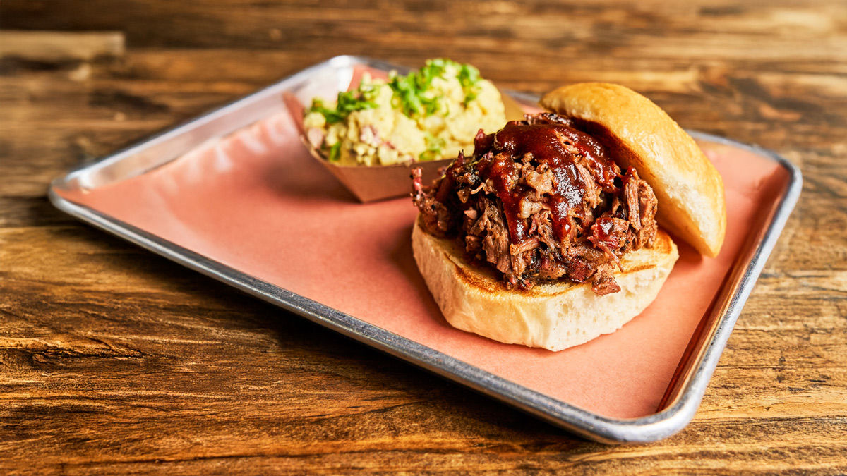 American Airlines Adding Iconic Texas BBQ on Select Dallas-NYC Flights