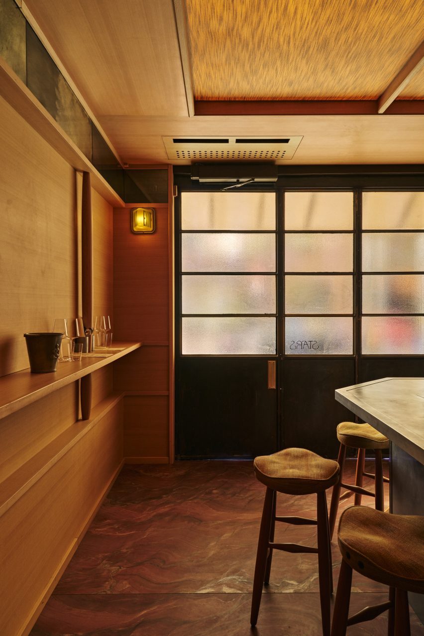 Stars wine bar by Studio Valle de Valle