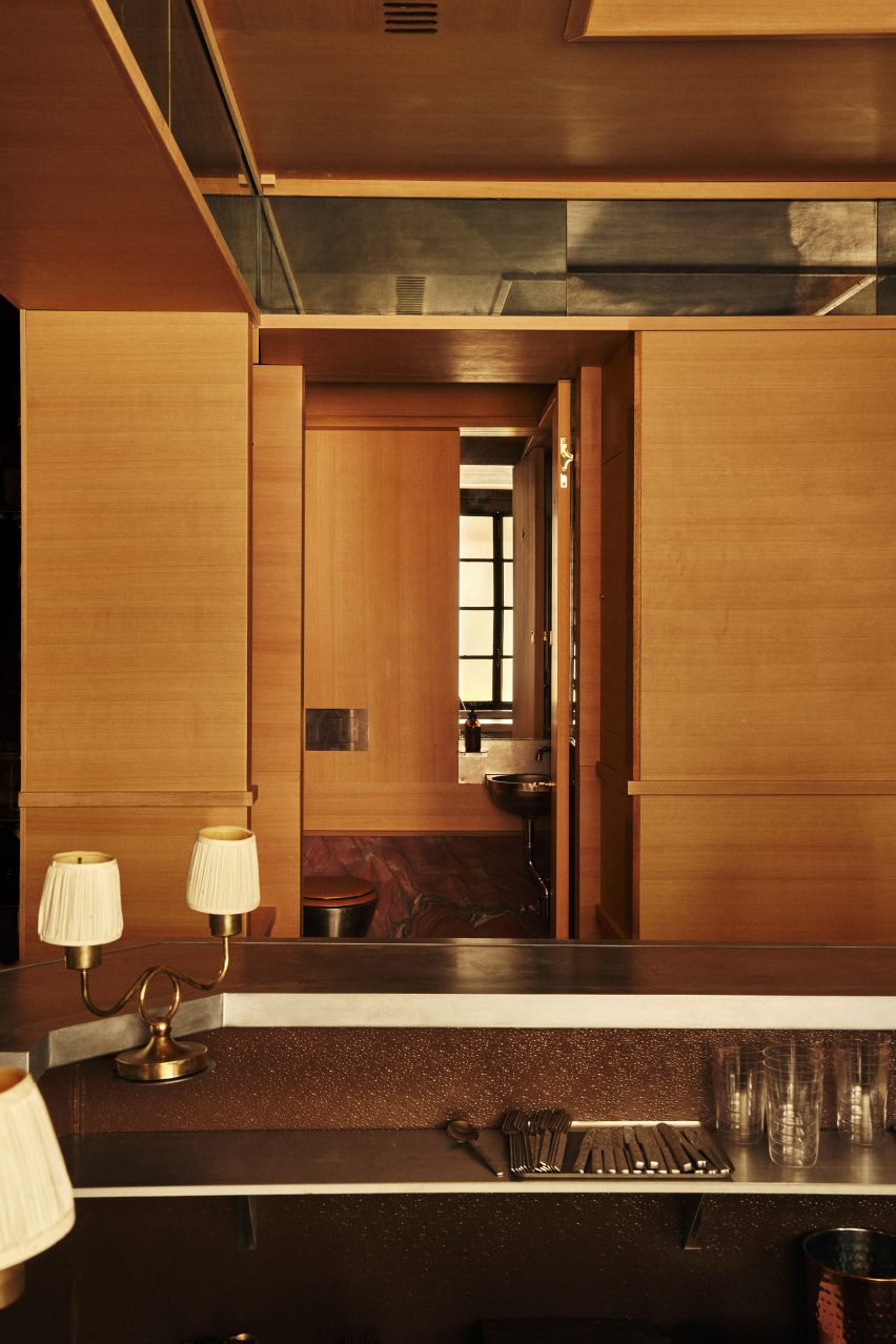 Stars wine bar by Studio Valle de Valle