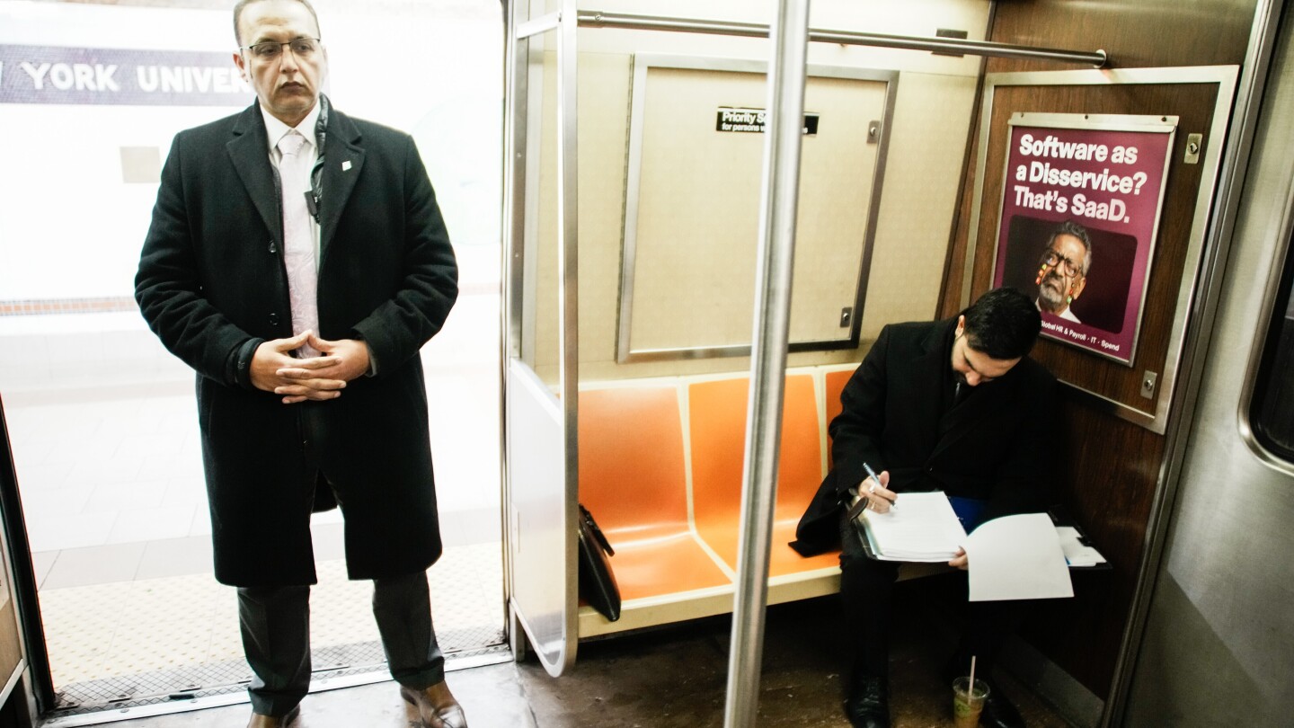 Zohran Mamdani's tenure as NYC mayor begins with subway commute and Israeli backlash