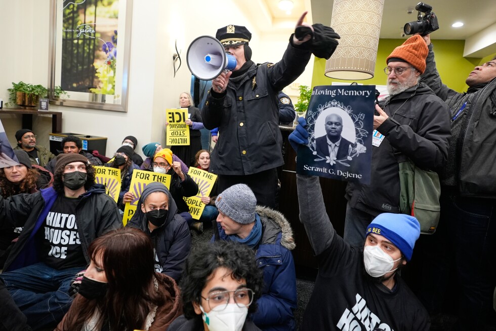 Protesters arrested during sit-in over ICE at hotel in NYC