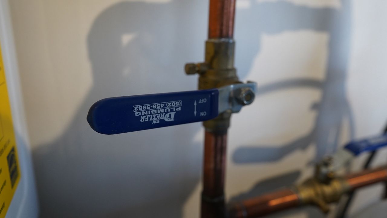 A water pipe display