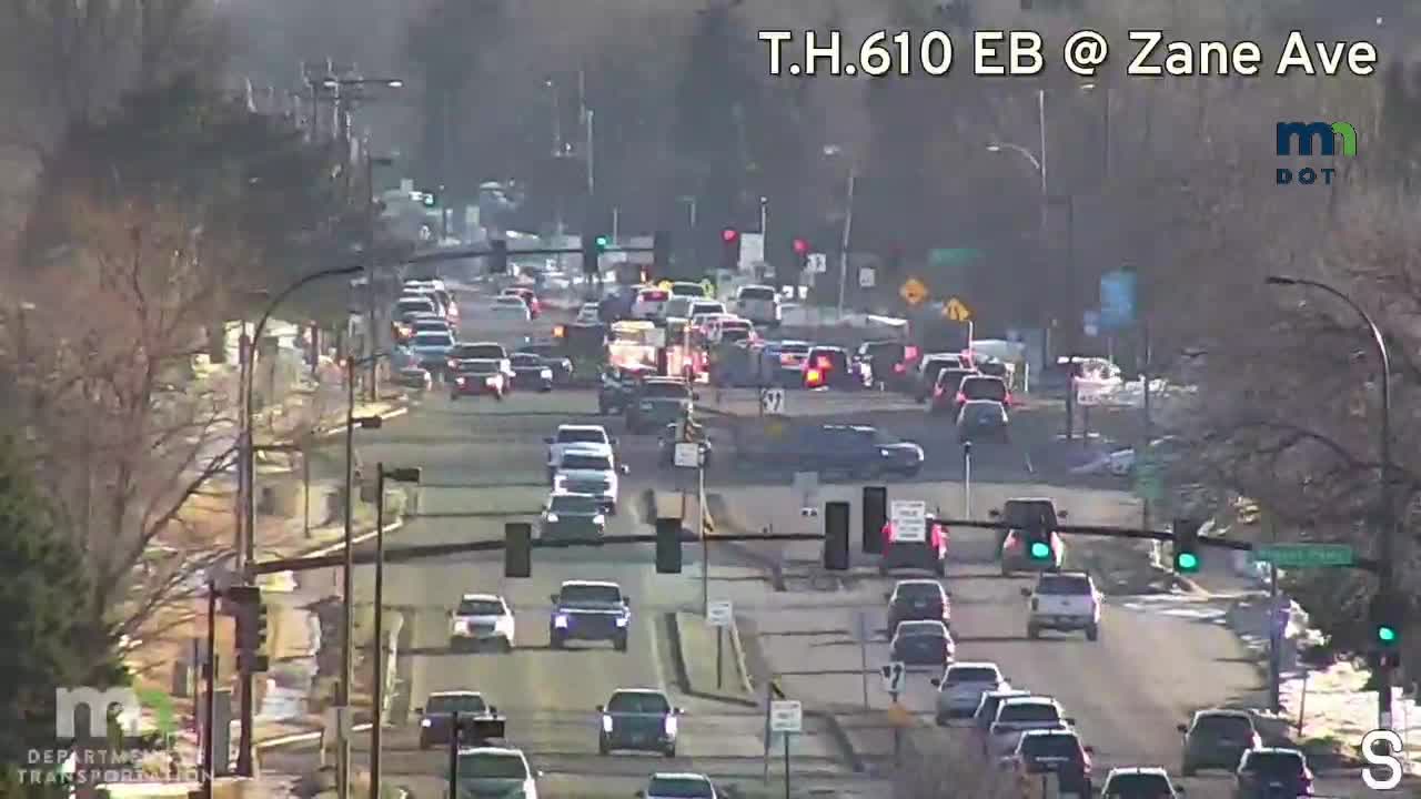 Crash involving Brooklyn Park squad car sends 4 to the hospital