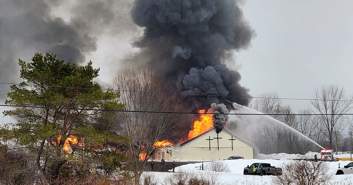 Church explosion in upstate New York injures 5 people, including firefighters :: WRAL.com