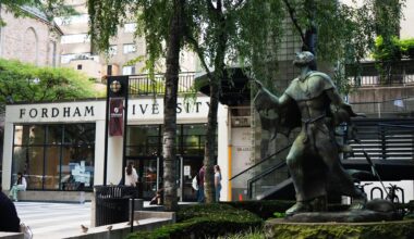 Reports on Personal Websites Raise Questions for Faculty Senate