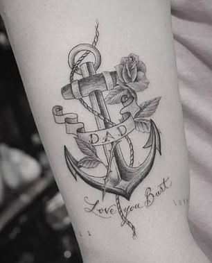 It comes after Brooklyn delivered another crushing blow to his father as he altered his large anchor tattoo