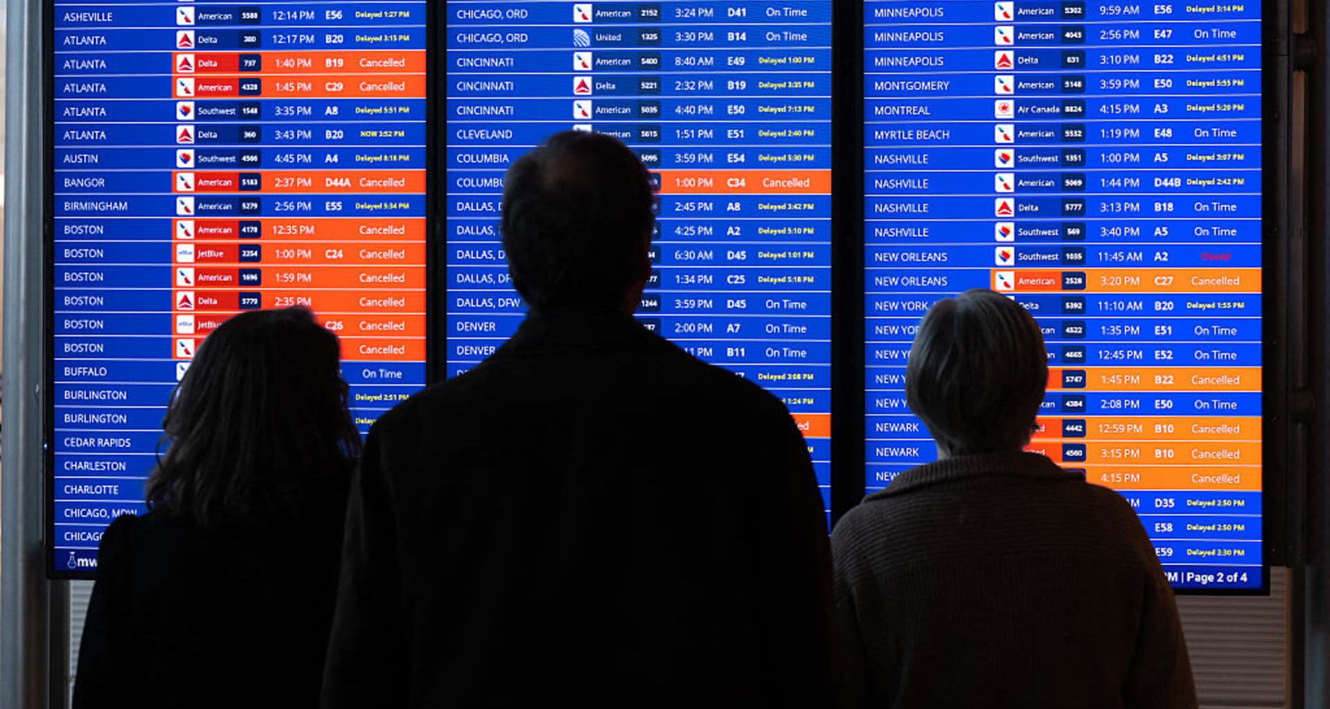 Airlines start canceling flights ahead of another monster winter storm