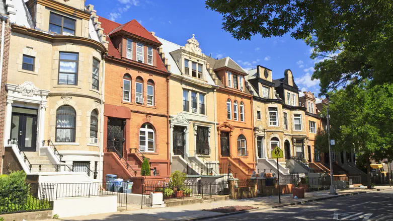 Brooklyn man arrested and released over antisemitic attack