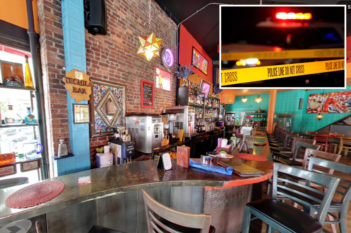 Woman storms NYC restaurant, whacks diner with glass bottle, socks four others