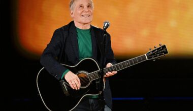 Paul Simon to headline 10th annual 'Love Rocks NYC' concert