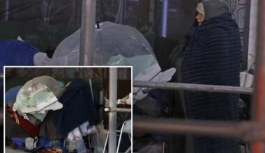 Mumbling homeless woman left to spend night on NYC sidewalk