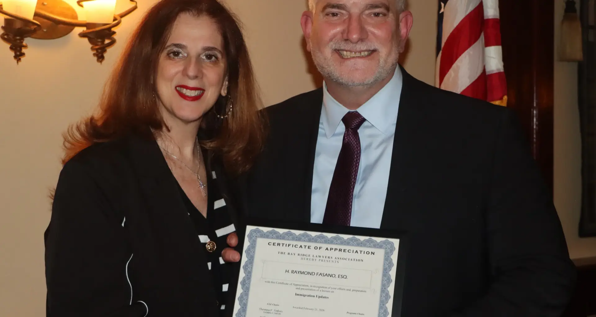Bay Ridge Lawyers Association President Yolanda Guadagnoli, Esq., presenting CLE speaker Ray Fasano, Esq., a “Certificate of Appreciation.” Photo: Mario Belluomo/Brooklyn Eagle