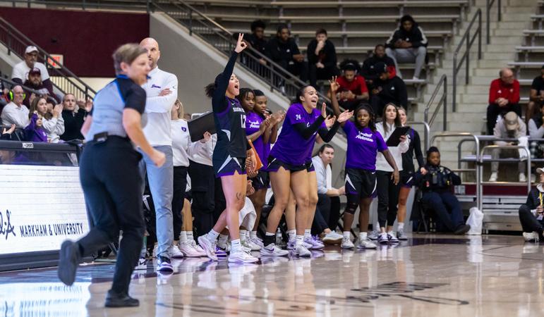 Women's Basketball Hits the Road to Face Queens