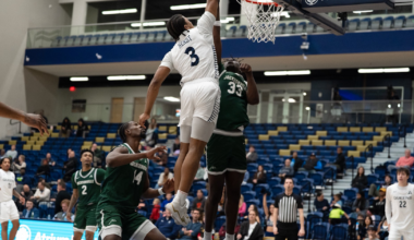 A Daly Dose Of Hoops: Inside the Numbers: Jacksonville at Queens