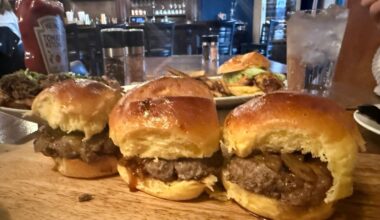 Frankie's Table opens in Commack