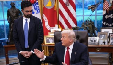 The National Desk dark theme brand icon