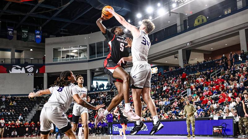 No. 1 vs. No. 3: Govs Head to Queen City for Midweek Battle with Royals