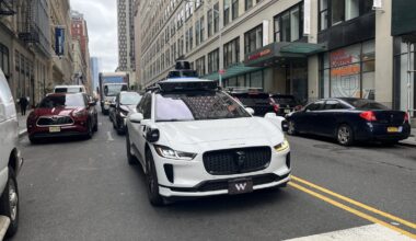 Self-driving cars wildly unpopular in New York, poll finds