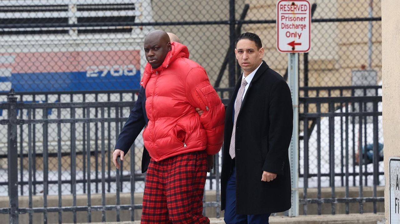 Brooklyn man charged in '21 alleged acid attack an aspiring rapper, 'digital creator'