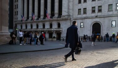 Wall Street Bonuses Help Shrink NYC Budget Gap by $5 Billion