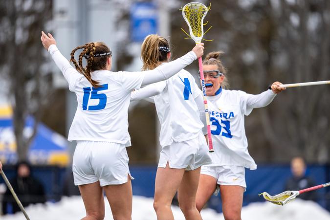 Hofstra Erupts For 19 Goals In Win Over Manhattan
