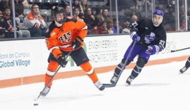 Men's Hockey takes down Niagara, 2-1