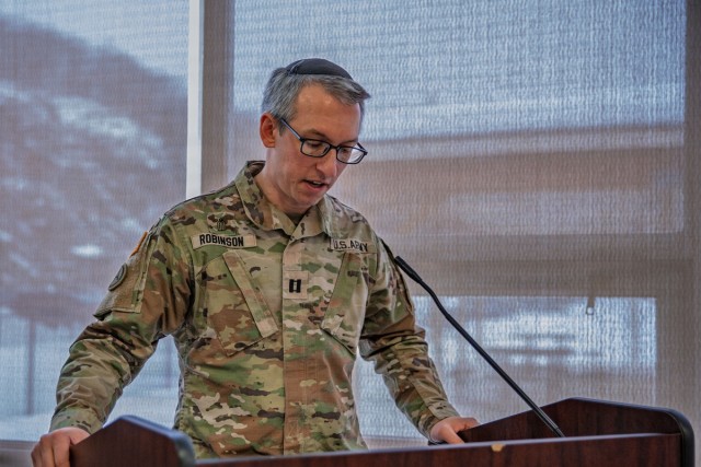 1501st QM(FFC) Change of Command Ceremony