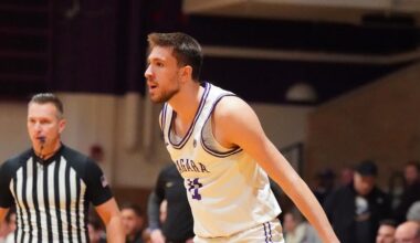 Men's Basketball Falls to Manhattan