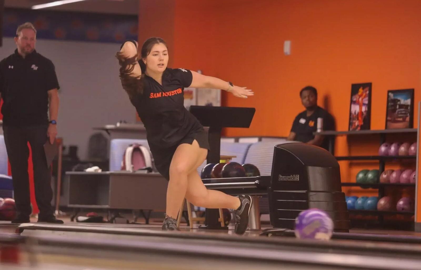 Sam Houston bowling gets ready to compete at the Colonial Lanes Classic