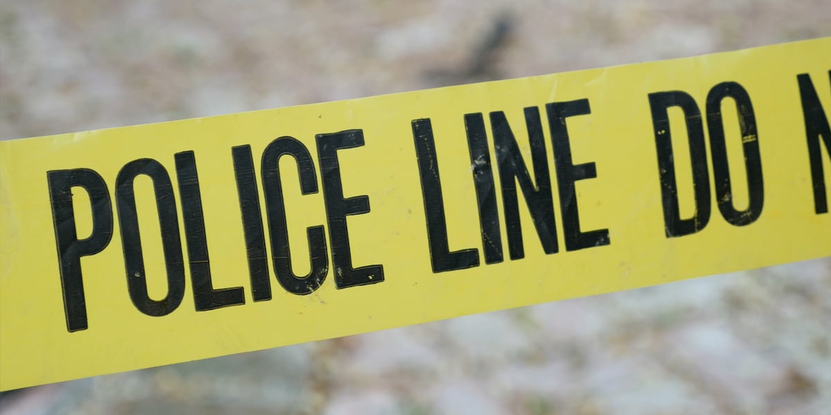 Man robbed of $2,100 on Saturday in Manhattan