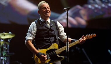 Bruce Springsteen, E Street Band launch 'Land of Hope And Dreams' tour with performances in NYC and NJ